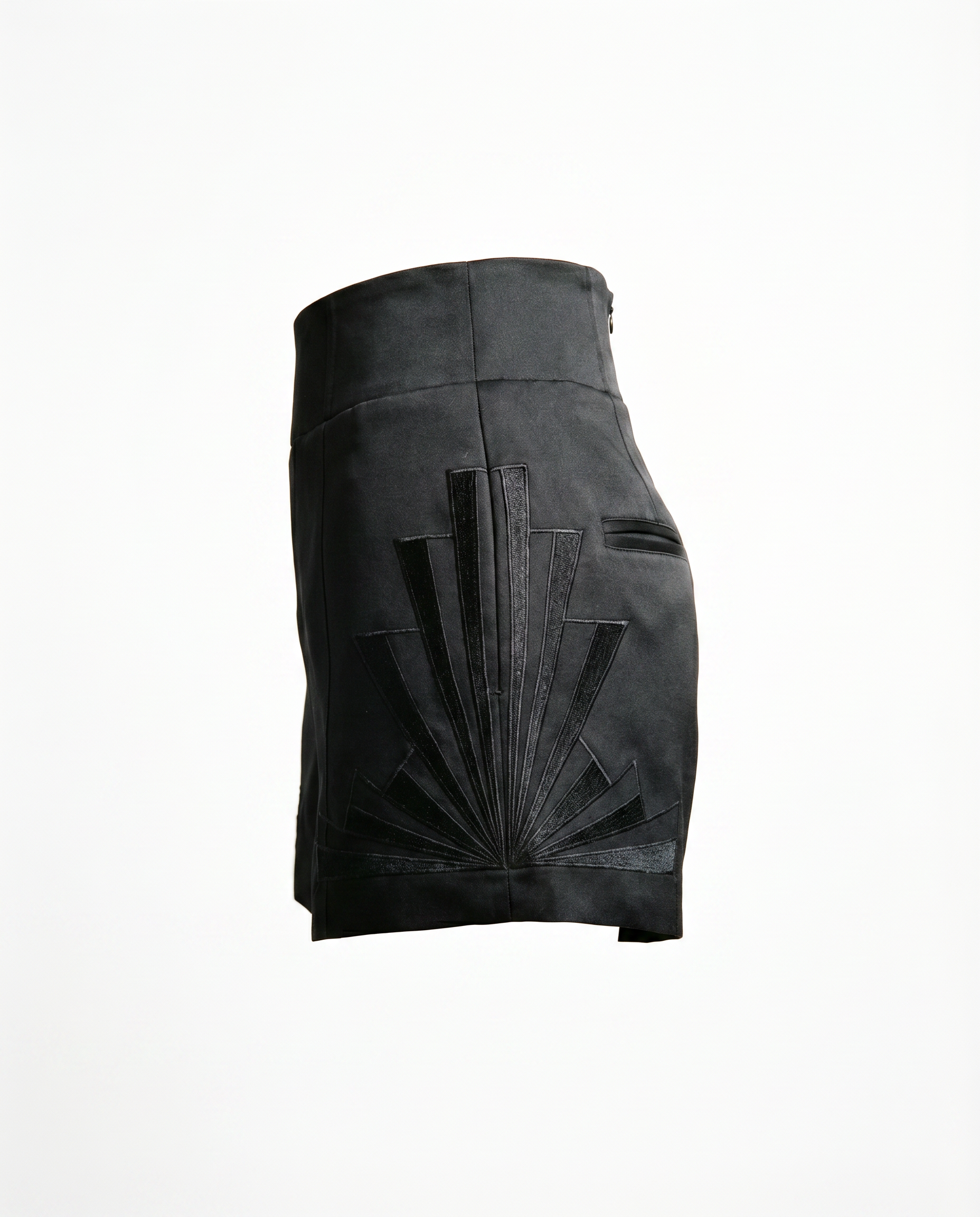 Tamara Embroidered Shorts